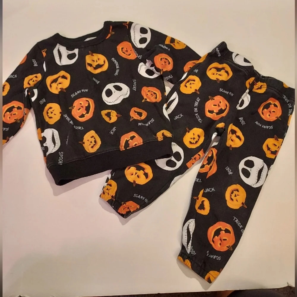 Disney The Nightmare Before Christmas Halloween Fleece Top and Bottom Set 2T